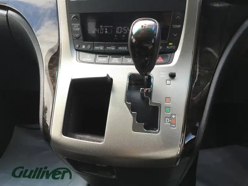 カタログ画像：アルファード（ALPHARD） ２４０Ｓ Ｃパッケージ 2011年11月 DBA-ANH25W 2400cc ホワイトパールクリスタルシャイン 燃費10.2km / l 内装