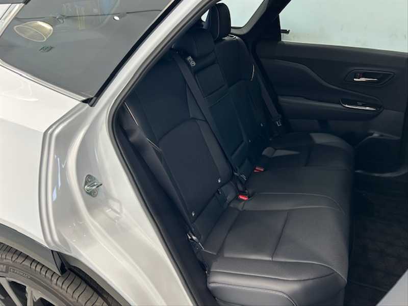 カタログ画像：クラウンエステート（CROWN ESTATE） Ｚ 2025年3月 6AA-AZSH38W 2500cc プレシャスホワイトパールorブラック×プレシャスホワイトパール 燃費20.3km / l 内装