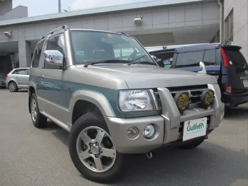 カタログ画像：パジェロミニ（PAJERO MINI） スペシャルカラーエディションＸＲ 2004年5月 TA-H58A 660cc ミディアムシルバーメタリック／ライトグリーンマイカ／ミディアムシルバーメタリック・3ウェイ2トーン メイン