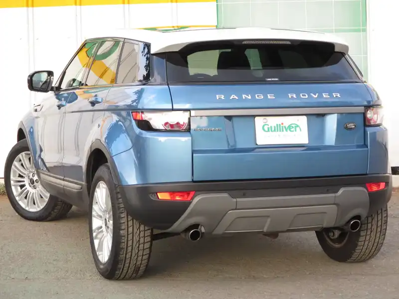 カタログ画像：レンジローバーイヴォーク（RANGE ROVER EVOQUE） ピュア 2014年4月 CBA-LV2A 2000cc 燃費10.6km / l バック