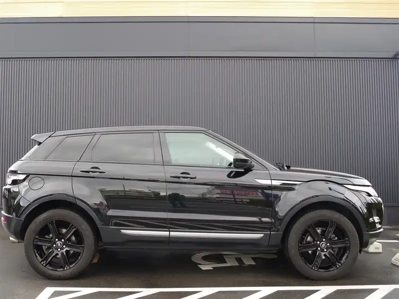 カタログ画像：レンジローバーイヴォーク（RANGE ROVER EVOQUE） ピュア 2014年4月 CBA-LV2A 2000cc 燃費10.6km / l 外装