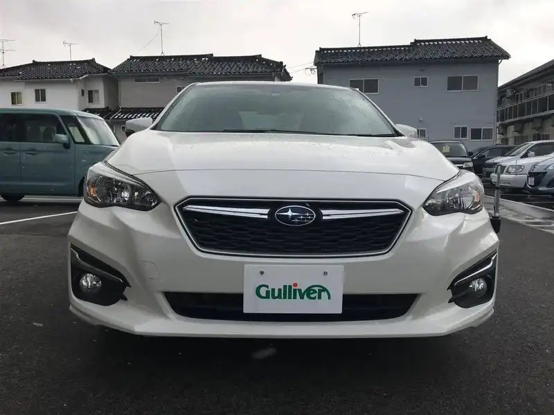 カタログ画像：インプレッサＧ４（IMPREZA G4） ２．０ｉ－Ｌ アイサイト 2016年10月 DBA-GK7 2000cc クリスタルホワイト・パール 燃費16.8km / l フロント