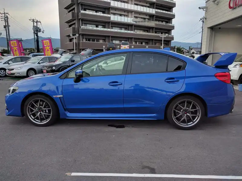 カタログ画像：ＷＲＸ ＳＴＩ（WRX STI） ＳＴＩ タイプＳ 2015年6月 CBA-VAB 2000cc ＷＲブルー・パール 燃費9.4km / l 外装