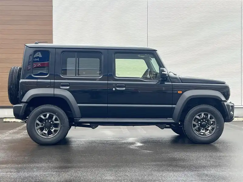 カタログ画像：ジムニー（JIMNY） ＸＧ 2025年11月 3BA-JB64W 660cc 燃費14.3km / l メイン