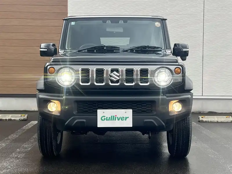 カタログ画像：ジムニー（JIMNY） ＸＧ 2025年11月 3BA-JB64W 660cc 燃費14.3km / l メイン