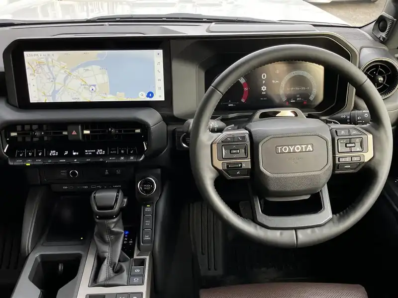 カタログ画像：ランドクルーザー２５０（LAND CRUISER 250） ＺＸ 2024年4月 3DA-GDJ250W 2800cc プラチナホワイトパールマイカ 燃費11.0km / l フロント