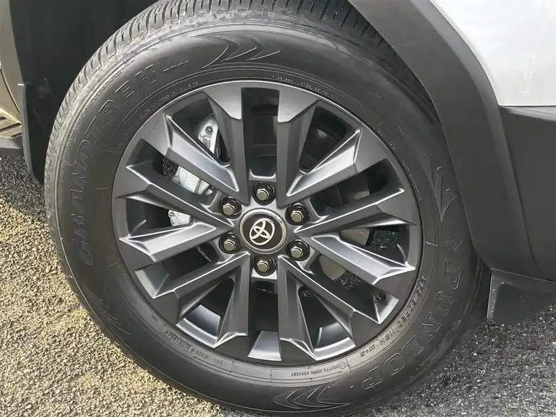 カタログ画像：ランドクルーザー２５０（LAND CRUISER 250） ＺＸ 2024年4月 3DA-GDJ250W 2800cc プラチナホワイトパールマイカ 燃費11.0km / l タイヤ