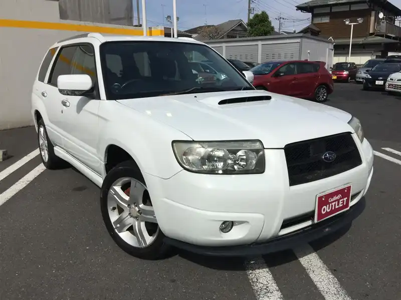 カタログ画像：フォレスター（FORESTER） ２．０ＸＴ 2005年12月 TA-SG5 2000cc ピュアホワイト 燃費13.0km / l  メイン（その他）