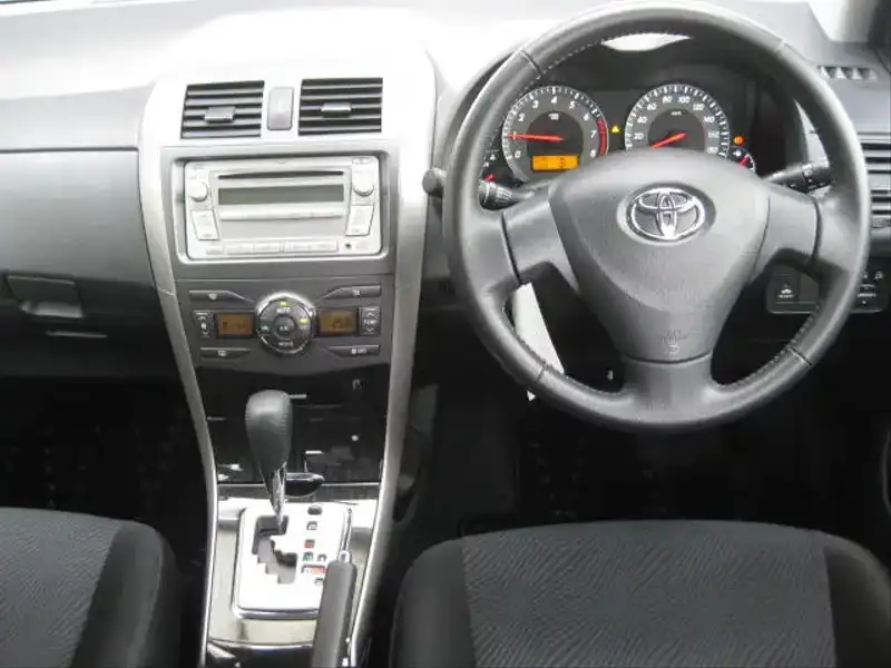 カタログ画像：カローラフィールダー（COROLLA FIELDER） １．８Ｓ 2008年10月 DBA-ZRE142G 1800cc ブロンズマイカメタリック 燃費16.8km / l  内装