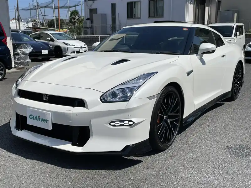 10148111 | カタログ画像：ＧＴ－Ｒ（GT-R） ＧＴ－Ｒ ブラックエディション 2023年4月 4BA-R35 3800cc ブリリアントホワイトパール（３Ｐ） メイン