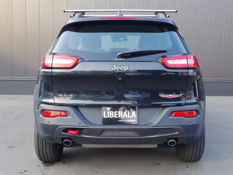 10090572 | カタログ画像：ジープ・チェロキー（JEEP CHEROKEE） トレイルホーク 2014年5月 ABA-KL32L 3200cc ブリリアントブラッククリスタルパールコート バック