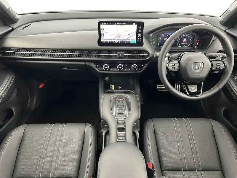 カタログ画像：ＺＲ－Ｖ（ZR-V） ｅ：ＨＥＶ Ｚ特別仕様車ブラックスタイル 2023年10月 6AA-RZ4 2000cc プラチナホワイト・パール 燃費22.0km / l 内装