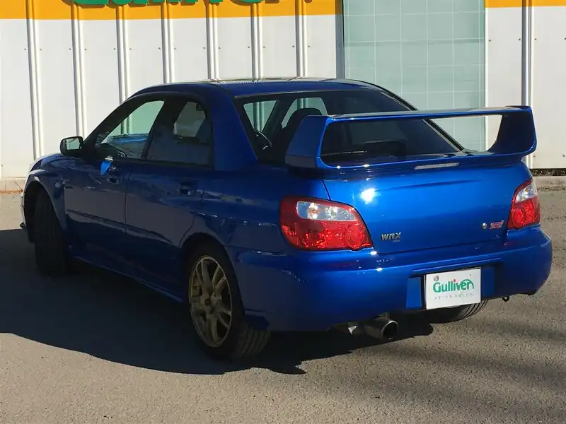 インプレッサ スバル ｗｒｘ ｓｔｉ 平成15年9月 平成16年4月 の画像 新車 中古車カタログ装備スペック情報 中古車のガリバー