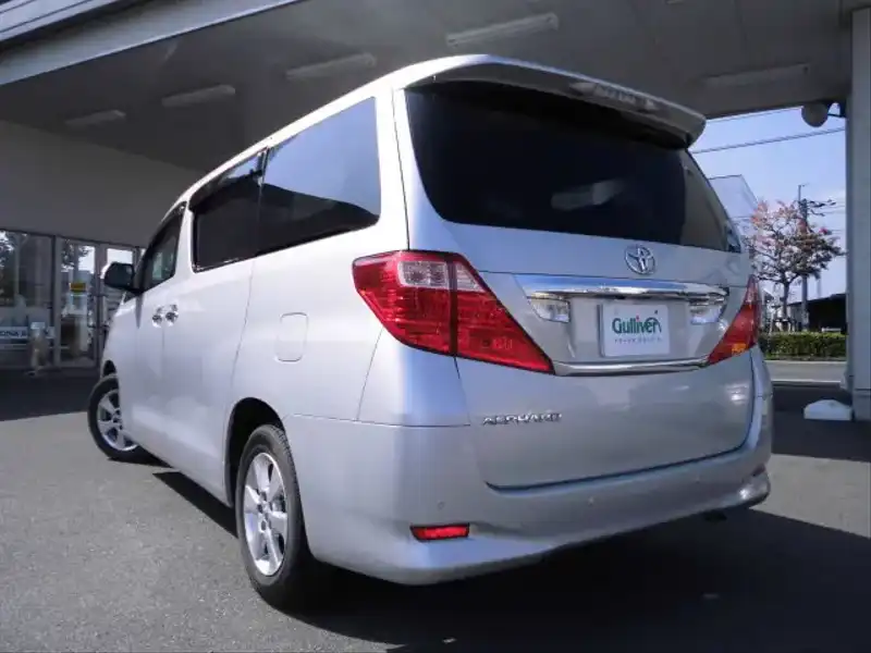 カタログ画像：アルファード（ALPHARD） ２４０Ｘ サイドリフトアップシート装着車 2008年8月 DBA-ANH25W 2400cc シルバーメタリック 燃費11.4km / l  バック