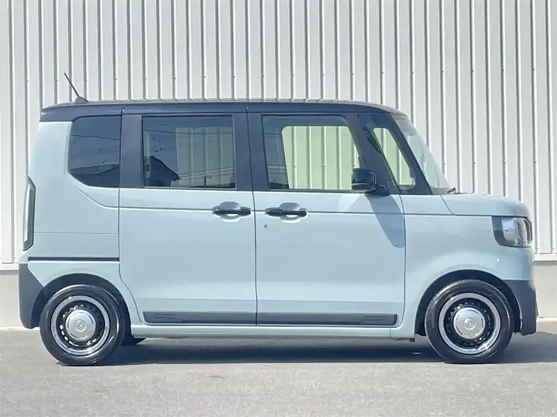 カタログ画像：Ｎ－ＢＯＸジョイ（N-BOX JOY） ベースグレード（２トーン） 2024年9月 6BA-JF6 660cc 燃費19.3km / l 外装