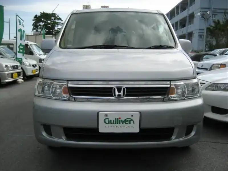 カタログ画像：ステップワゴン（STEPWAGON） Ｇ ＨＩＤエディション 2004年6月 CBA-RF4 2000cc サテンシルバー・メタリック 燃費11.6km / l  フロント