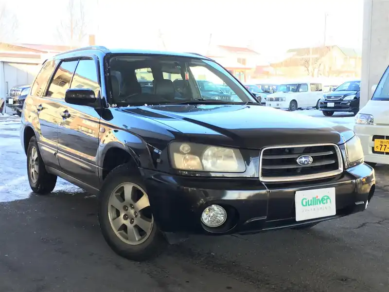 カタログ画像：フォレスター（FORESTER） Ｘバックパックエディション 2003年2月 TA-SG5 2000cc ブラックトパーズ・マイカ 燃費13.0km / l  メイン