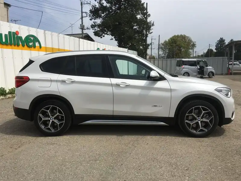 カタログ画像：Ｘ１（X1） ｘＤｒｉｖｅ ２５ｉ ｘライン 2018年1月 CBA-JG20 2000cc ミネラル・ホワイト（メタリック・カラー） 燃費14.3km / l 外装