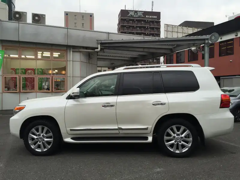 10073663 | カタログ画像：ランドクルーザー（LAND CRUISER） ＺＸ 2012年1月 CBA-URJ202W 4600cc ホワイトパールクリスタルシャイン 外装