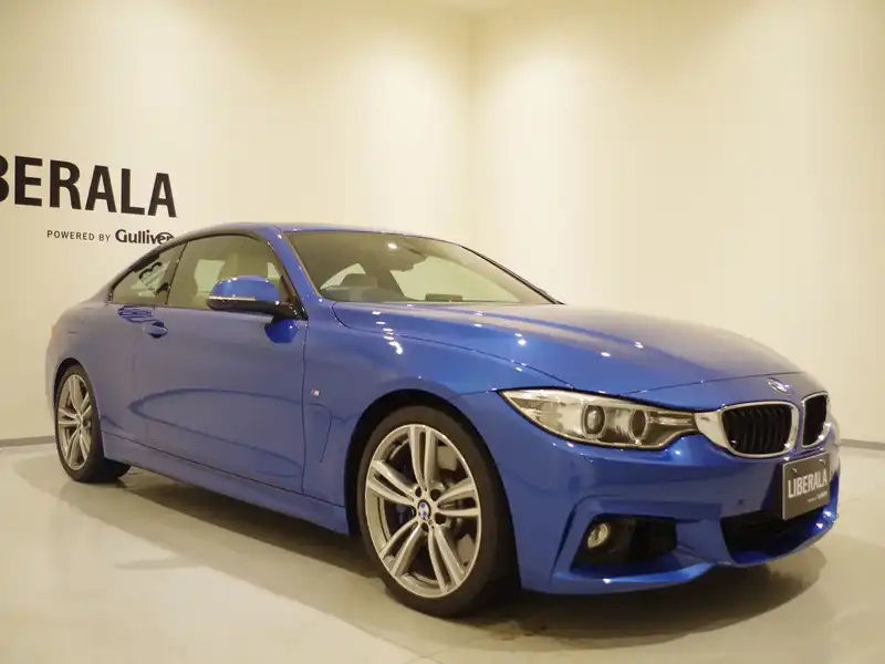 カタログ画像：４シリーズ（4 SERIES） ４３５ｉクーペ Ｍスポーツ 2014年11月 DBA-3R30 3000cc エストリル・ブルー（メタリック・カラー） 燃費12.7km / l メイン（その他）