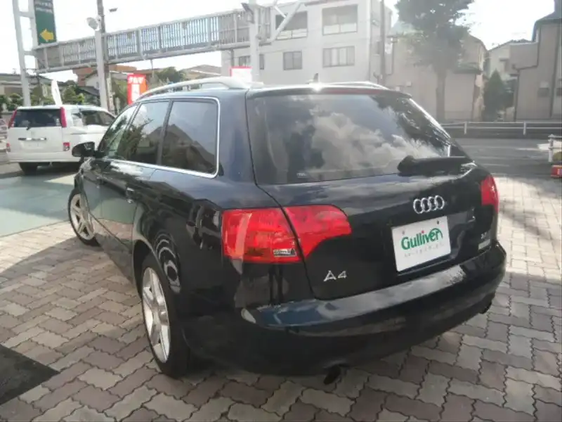 カタログ画像：Ａ４アバント（A4 AVANT） ２．０ＴＦＳＩクワトロ 2005年2月 GH-8EBGBF 2000cc モロブルーパールエフェクト 燃費9.8km / l  バック