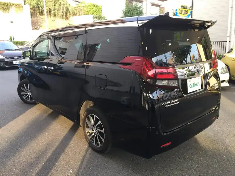 カタログ画像：アルファードハイブリッド（ALPHARD HYBRID） ハイブリッド エグゼクティブラウンジ 2015年1月 DAA-AYH30W 2500cc ブラック 燃費18.4km / l バック