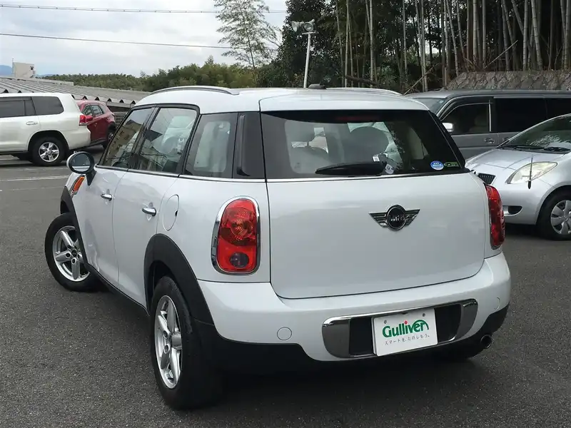 10086568 | カタログ画像：ＭＩＮＩ（MINI） ワン クロスオーバー 2012年12月 DBA-ZA16 1600cc ライト・ホワイト（ソリッド） バック