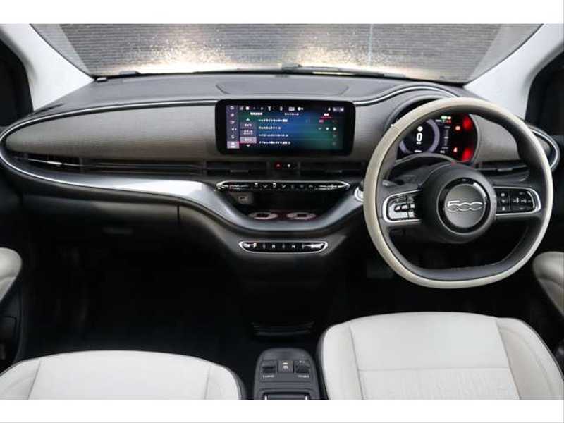 カタログ画像：５００ｅ（500e） アイコン 2022年6月 ZAA-FA1 アイス ホワイト フロント