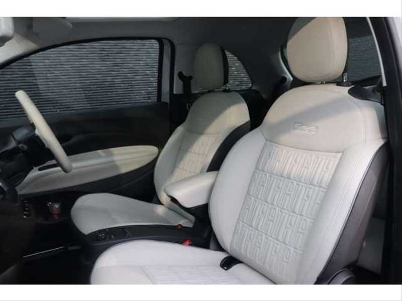 カタログ画像：５００ｅ（500e） アイコン 2022年6月 ZAA-FA1 アイス ホワイト フロント