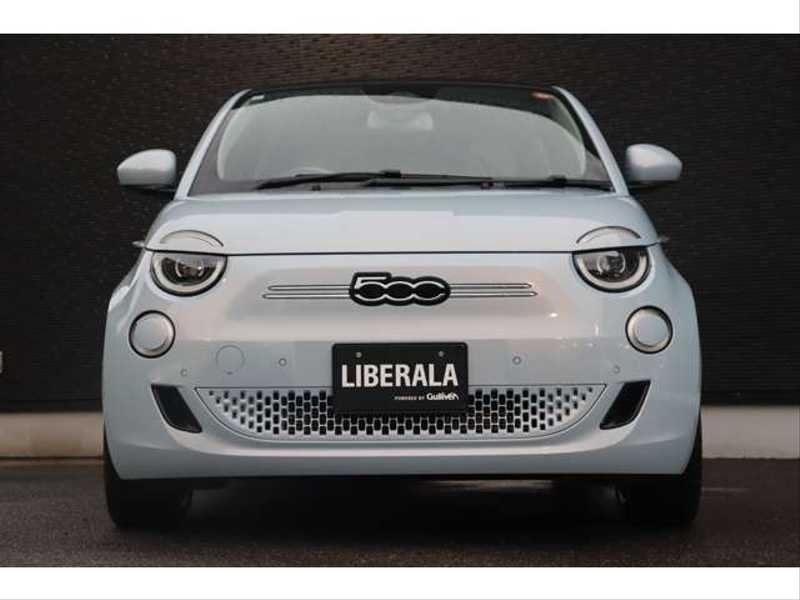 カタログ画像：５００ｅ（500e） アイコン 2022年6月 ZAA-FA1 アイス ホワイト 外装