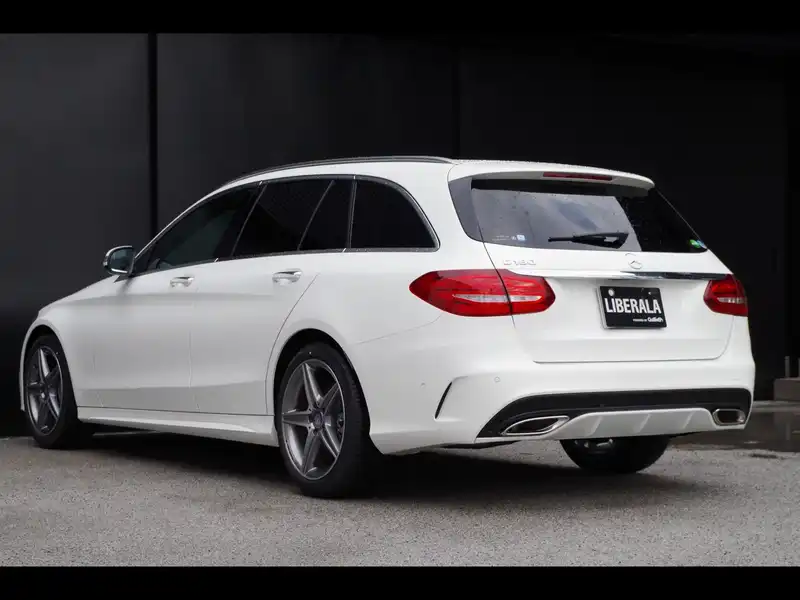 カタログ画像：Ｃクラスステーションワゴン（C-CLASS STATIONWAGON） Ｃ１８０ ステーションワゴン スポーツ 2015年9月 DBA-205240C 1600cc ポーラーホワイト（Ｓ） 燃費16.5km / l バック