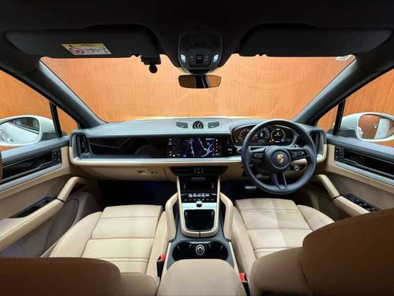 カタログ画像：カイエン（CAYENNE） カイエン 2023年4月 7BA-E3RK 3000cc クォーツァイトグレーメタリックorアークティックグレーorクレヨン 内装