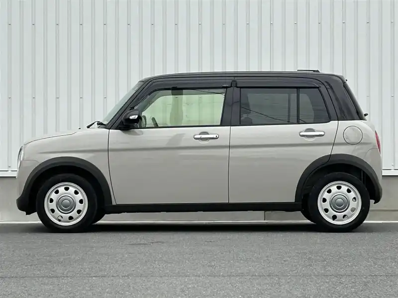 カタログ画像：アルトラパンＬＣ（ALTO LAPIN LC） Ｘ 2022年6月 5BA-HE33S 660cc フォーンベージュメタリック アーバンブラウン2トーンルーフ 燃費26.2km / l 外装