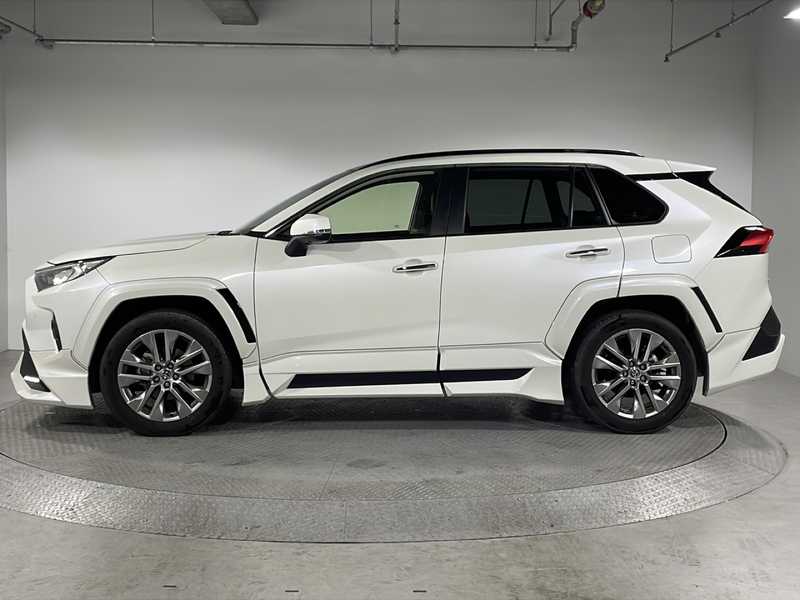 カタログ画像：ＲＡＶ４（RAV4） Ｇ Ｚパッケージ 2024年12月 6BA-MXAA54 2000cc プラチナホワイトパールマイカ 燃費15.2km / l 外装