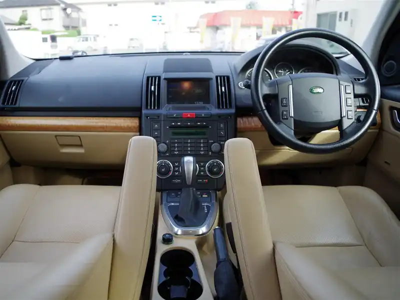 カタログ画像：フリーランダー２（FREELANDER 2） ＨＳＥ 2007年6月 CBA-LF32 3200cc スマトラ・ブラック（メタリック） 燃費8.1km / l  内装