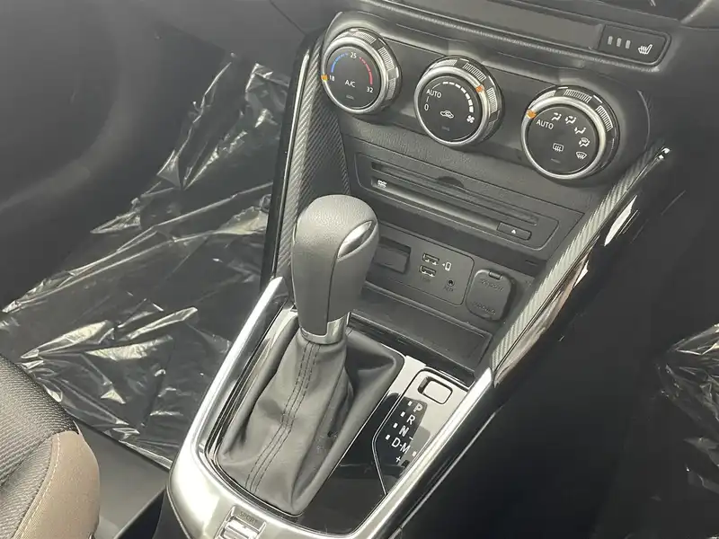 カタログ画像：ＭＡＺＤＡ２（MAZDA2） １５Ｓプロアクティブ スマートエディションⅡ 2021年6月 5BA-DJLFS 1500cc スノーフレイクホワイトパールマイカ 燃費20.3km / l 内装