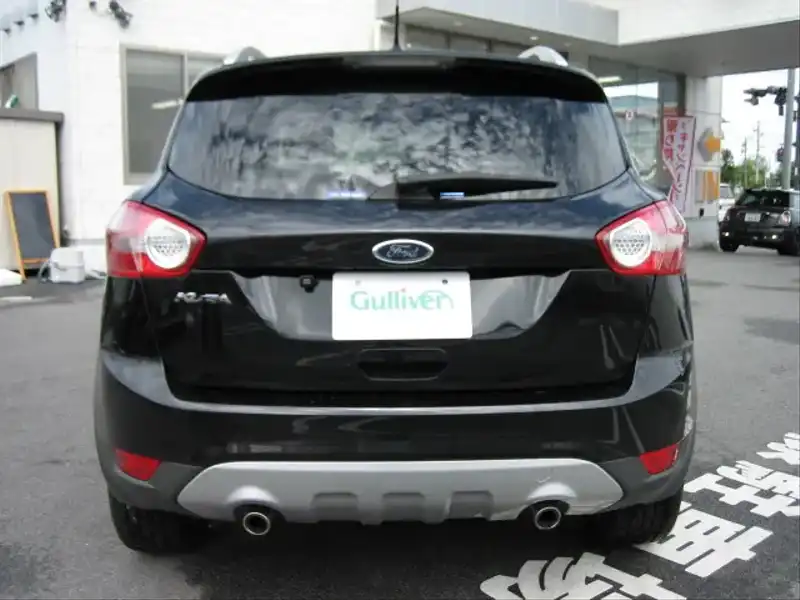 カタログ画像：クーガ（KUGA） タイタニアム キネティックモーション 2012年5月 ABA-WF0HYDP 2500cc パンサーブラック バック