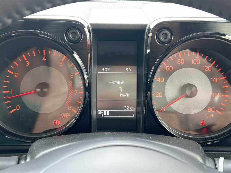 カタログ画像：ジムニーノマド（JIMNY NOMADE） ＦＣ 2025年4月 3BA-JC74W 1500cc ブルーイッシュブラックパール4 燃費14.9km / l 内装