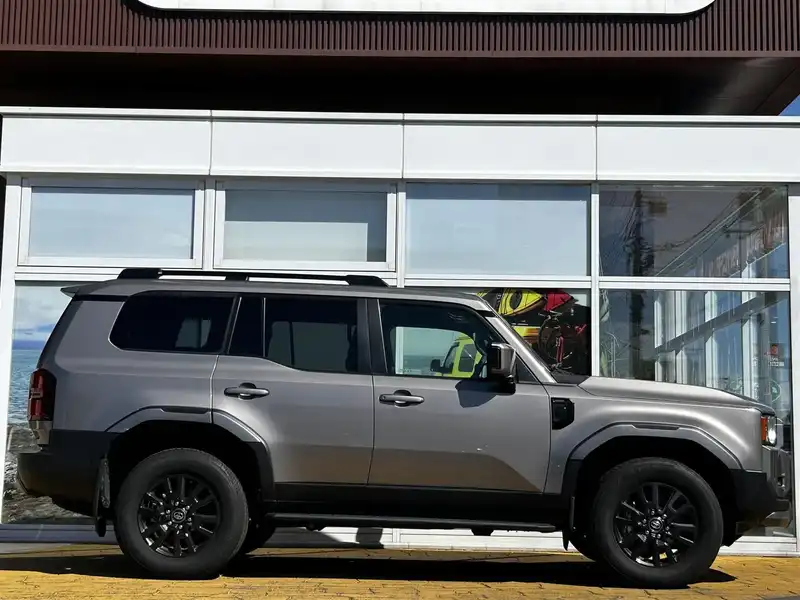 カタログ画像：ランドクルーザー２５０（LAND CRUISER 250） ＶＸ 2024年4月 3DA-GDJ250W 2800cc アバンギャルドブロンズメタリック 燃費11.0km / l 外装