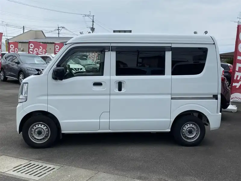 カタログ画像：エブリイ（EVERY） ＧＡ 2019年10月 HBD-DA17V 660cc ホワイト 燃費17.4km / l 外装