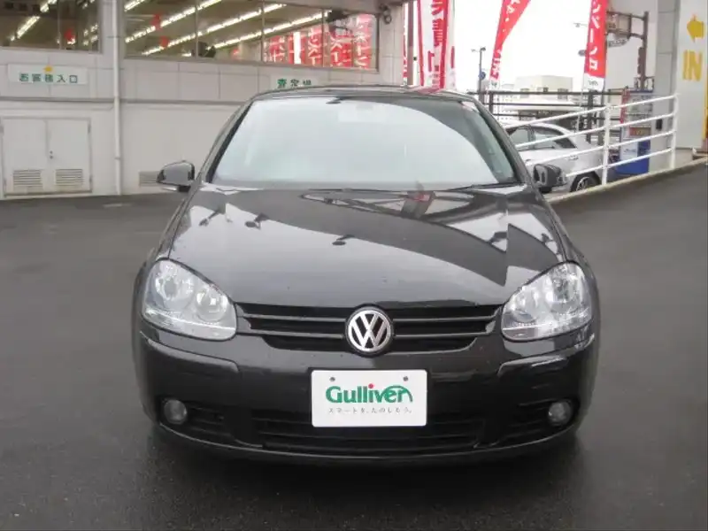 カタログ画像：ゴルフ（GOLF） ＧＴ 2004年9月 GH-1KBLX 2000cc ブラックマジックパールエフェクト 燃費12.4km / l  フロント