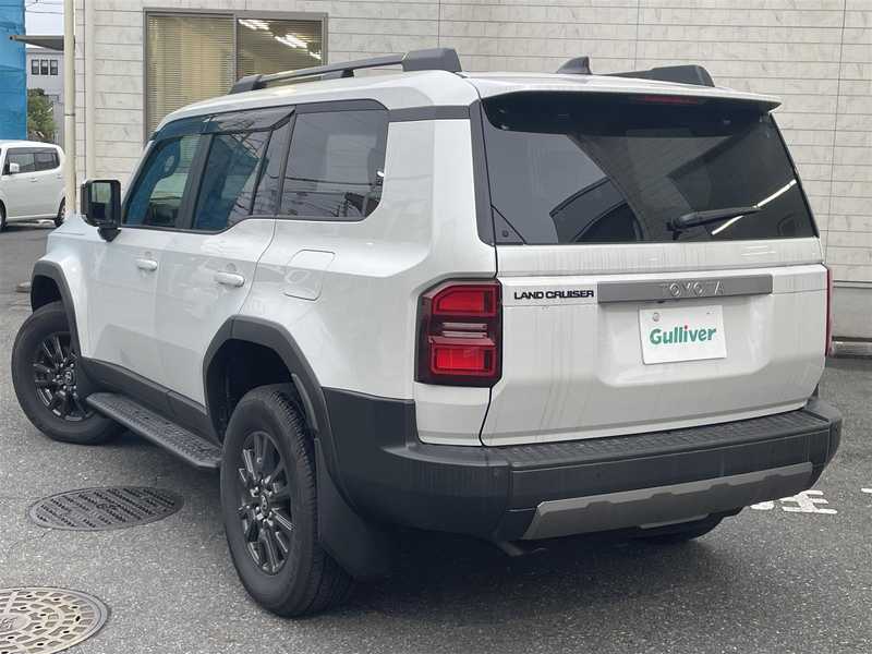 カタログ画像：ランドクルーザー２５０（LAND CRUISER 250） ＶＸ 2024年4月 3DA-GDJ250W 2800cc プラチナホワイトパールマイカ 燃費11.0km / l 外装