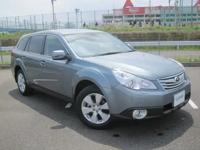 カタログ画像：レガシィアウトバック（LEGACY OUTBACK） ２．５ｉアイサイト 2010年5月 DBA-BR9 2500cc セージグリーン・メタリック 燃費13.2km / l  メイン（その他）