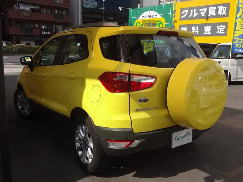 カタログ画像：エコスポーツ（ECOSPORT） ブライトイエロー 2015年1月 ABA-MAJUEJ 1500cc ブライトイエロー 燃費14.5km / l バック