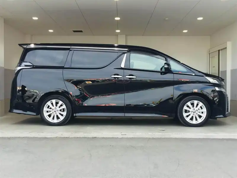 カタログ画像：ヴェルファイア（VELLFIRE） ２．５Ｚ Ａエディション ゴールデンアイズ 2016年7月 DBA-AGH30W 2500cc ブラック 燃費11.6km / l 外装