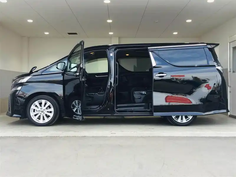 10104759 | カタログ画像：ヴェルファイア（VELLFIRE） ２．５Ｚ Ａエディション ゴールデンアイズ 2016年7月 DBA-AGH30W 2500cc ブラック 外装