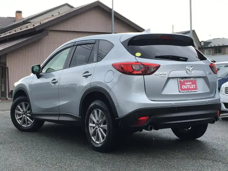 カタログ画像：ＣＸ－５（CX-5） ２５Ｓ プロアクティブ 2015年1月 DBA-KE5AW 2500cc ソニックシルバーメタリック 燃費14.6km / l バック