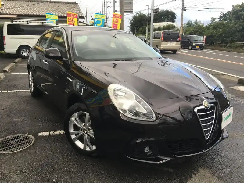 カタログ画像：ジュリエッタ（GIULIETTA） スプリント 2014年4月 ABA-940141 1400cc エトナブラック 燃費15.6km / l メイン