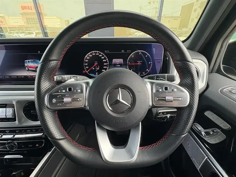 カタログ画像：Ｇクラス（G-CLASS） Ｇ４００ｄ ＡＭＧライン 2021年5月 3DA-463350 3000cc オブシディアンブラック（Ｍ）orマグネタイトブラック（Ｍ） 燃費9.7km / l 内装