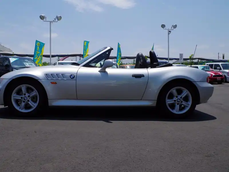 カタログ画像：Ｚ３ロードスター（Z3 ROADSTER） ２．０ 特別仕様車 2000年3月 GF-CL20 2000cc 燃費9.9km / l  外装